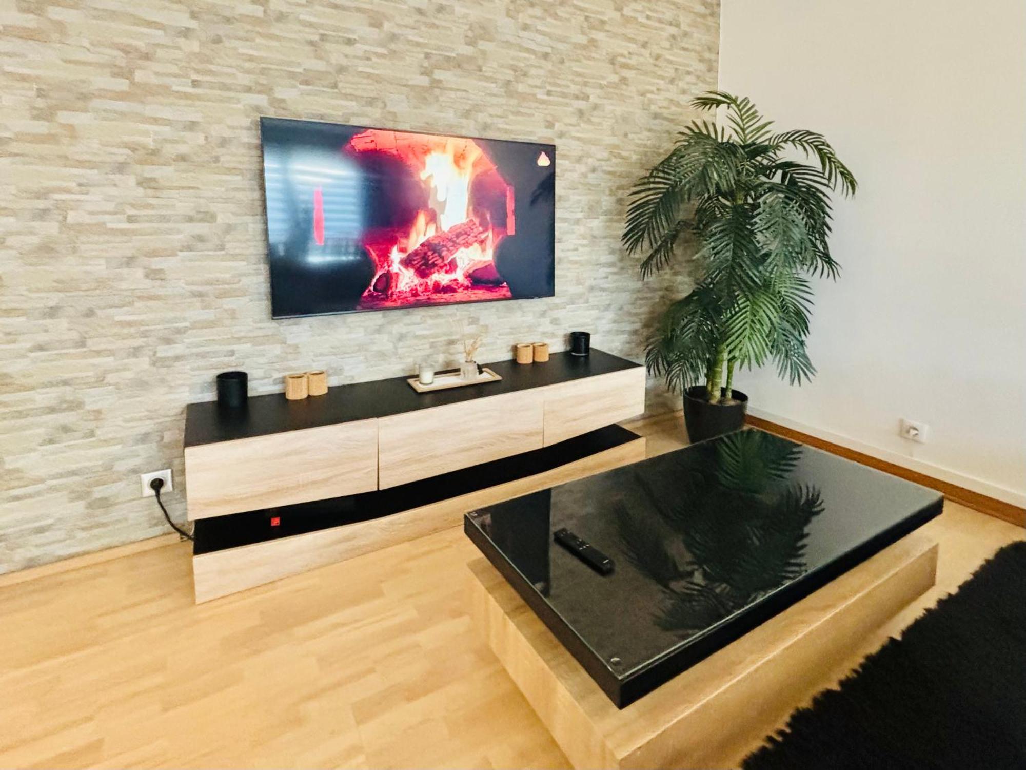 Beautiful Apartment Disneyland Сен-Тибо-де-Вин Екстериор снимка